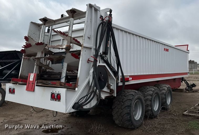 image for item EQ4936 Parma manure spreader