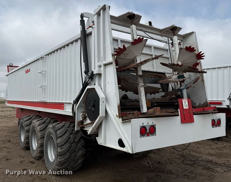 image for item EQ4936 Parma manure spreader