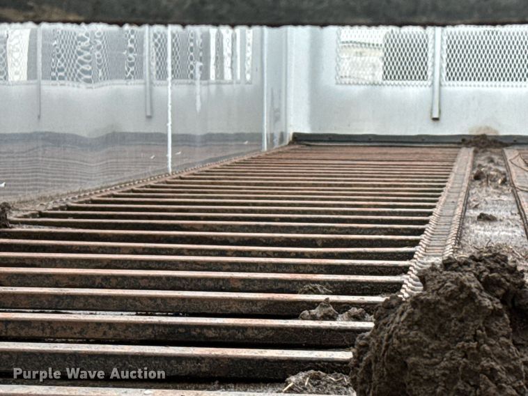 image for item EQ4936 Parma manure spreader