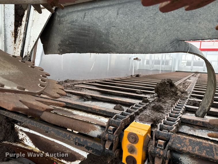 image for item EQ4936 Parma manure spreader