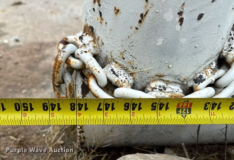 image for item EQ4939 Grain bin