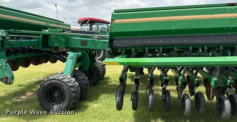 image for item EQ4940 2013 Great Plains 3S-4000 HDF grain drill