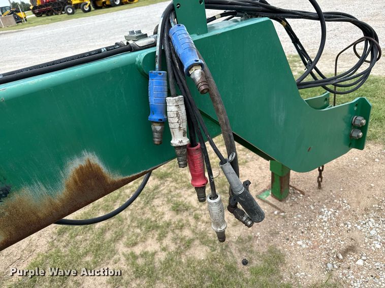 image for item EQ4940 2013 Great Plains 3S-4000 HDF grain drill