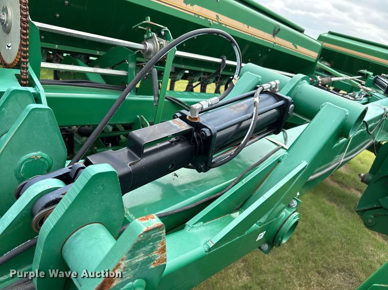 image for item EQ4940 2013 Great Plains 3S-4000 HDF grain drill