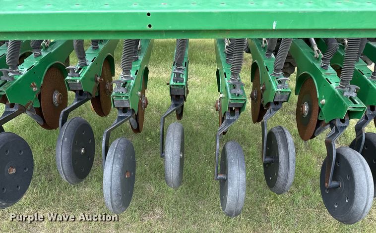 image for item EQ4940 2013 Great Plains 3S-4000 HDF grain drill