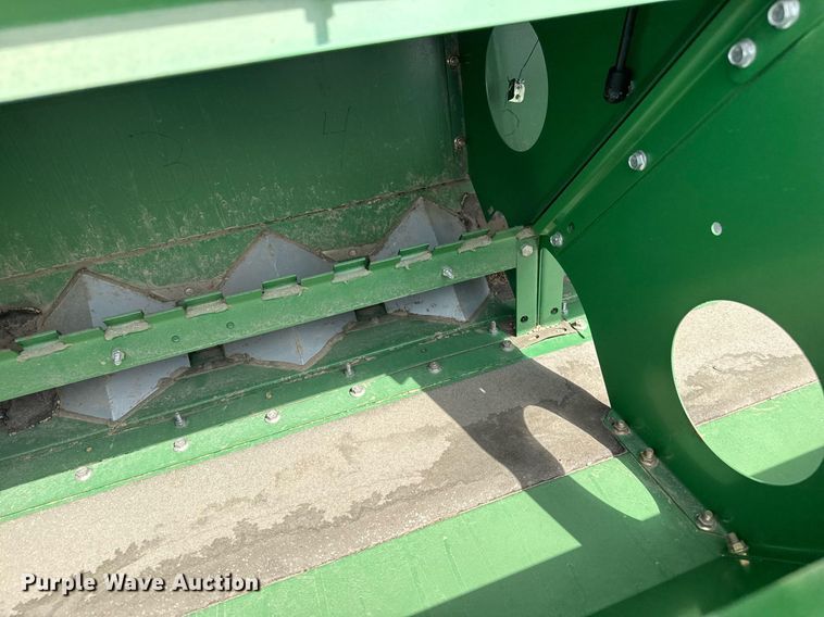 image for item EQ4940 2013 Great Plains 3S-4000 HDF grain drill