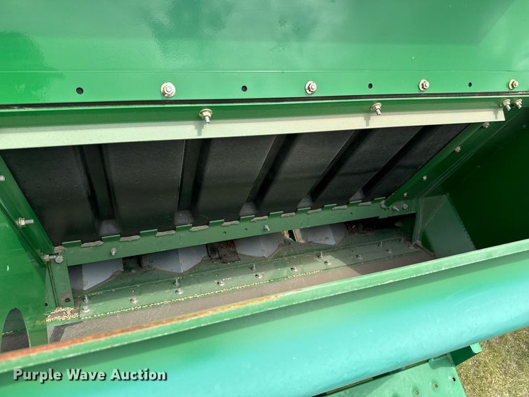 image for item EQ4940 2013 Great Plains 3S-4000 HDF grain drill