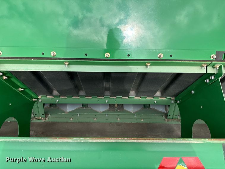 image for item EQ4940 2013 Great Plains 3S-4000 HDF grain drill