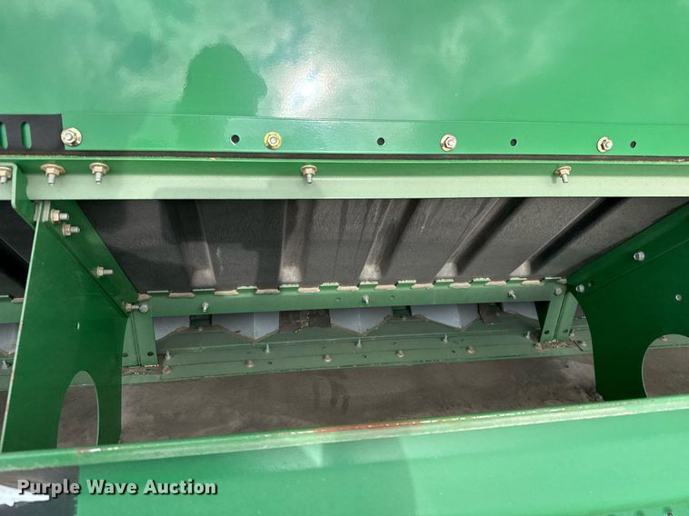 image for item EQ4940 2013 Great Plains 3S-4000 HDF grain drill