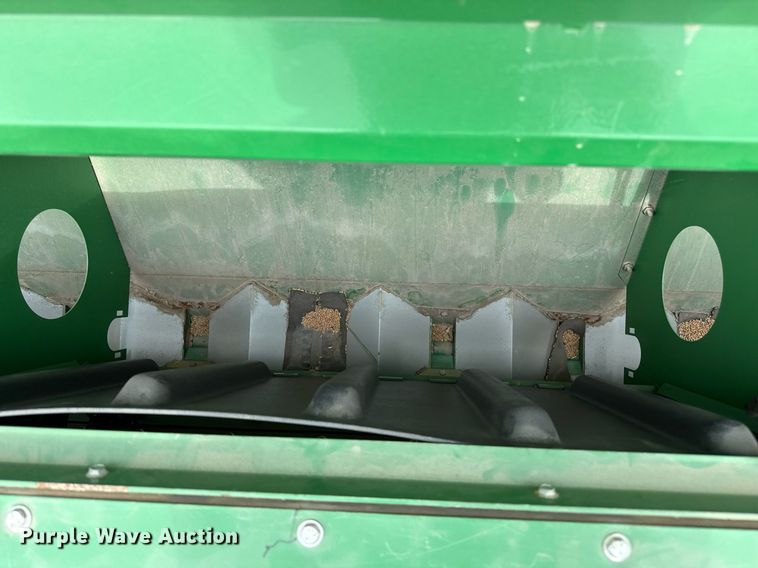 image for item EQ4940 2013 Great Plains 3S-4000 HDF grain drill