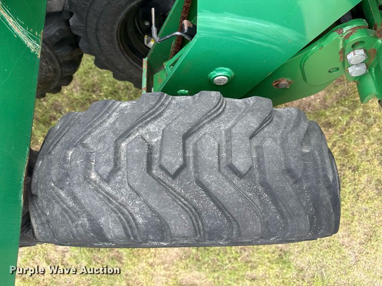 image for item EQ4940 2013 Great Plains 3S-4000 HDF grain drill