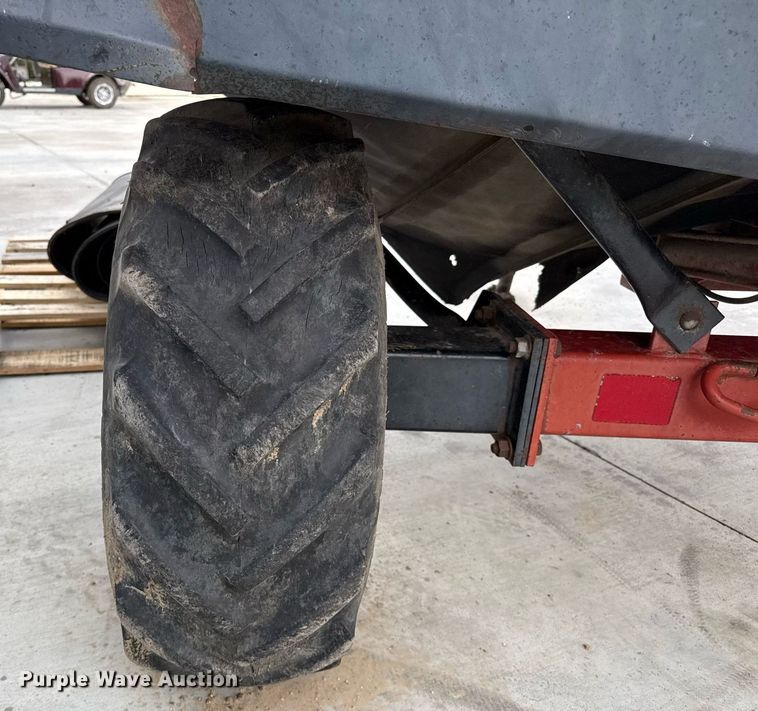 image for item EQ4941 Case IH 8610 bale processor