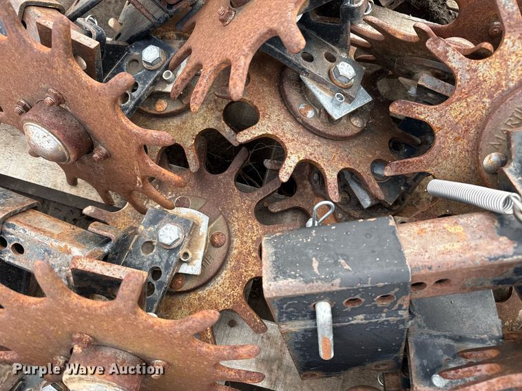 image for item EQ4947 (12) planter row cleaners