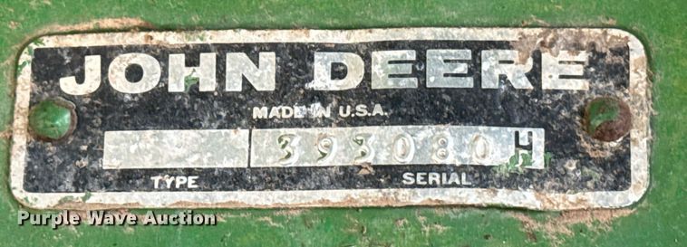 image for item EQ4950 John Deere 853 all-crop head