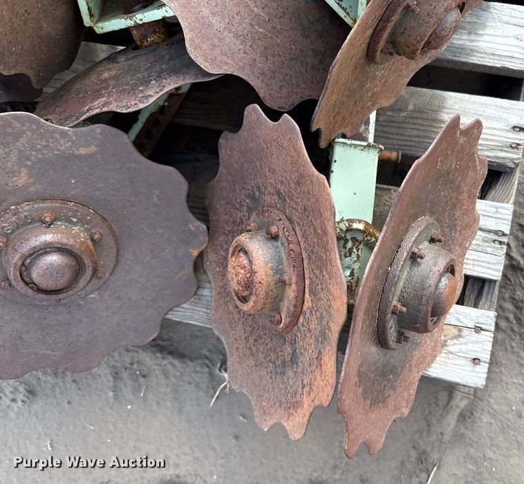 image for item EQ4952 (15) row cleaners