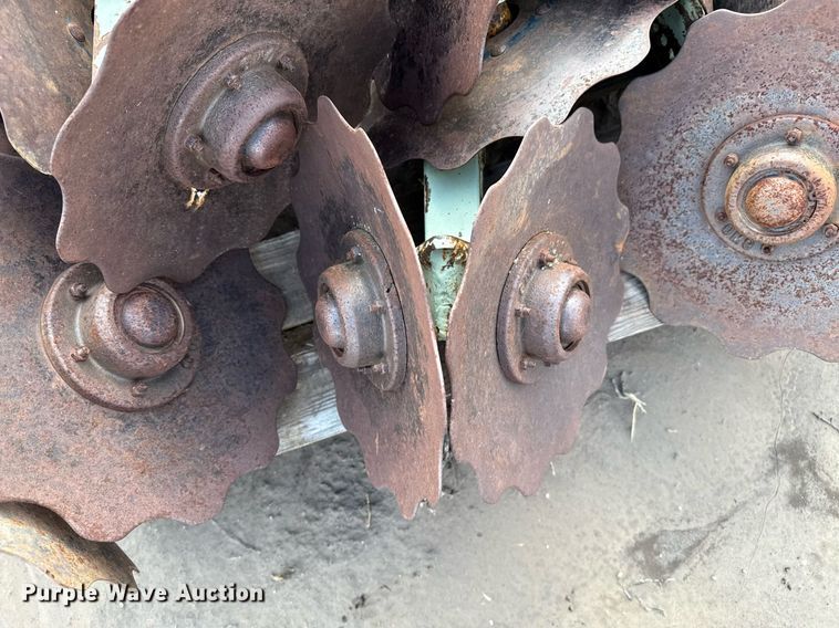 image for item EQ4952 (15) row cleaners