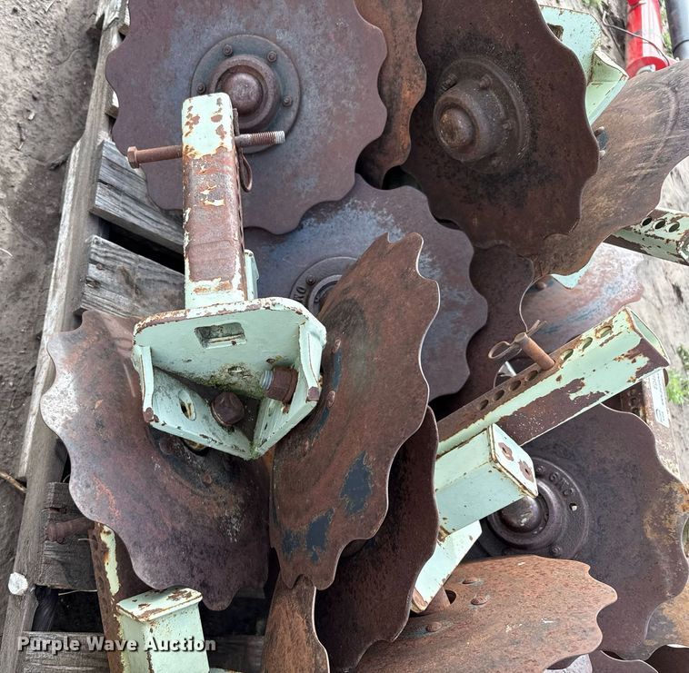 image for item EQ4952 (15) row cleaners