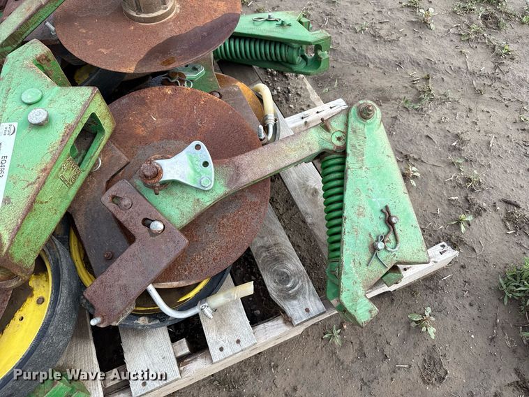 image for item EQ4953 (8) coulters