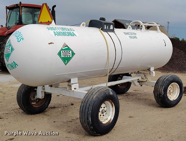 image for item IP9613 1979 Trinity NH3 tank trailer
