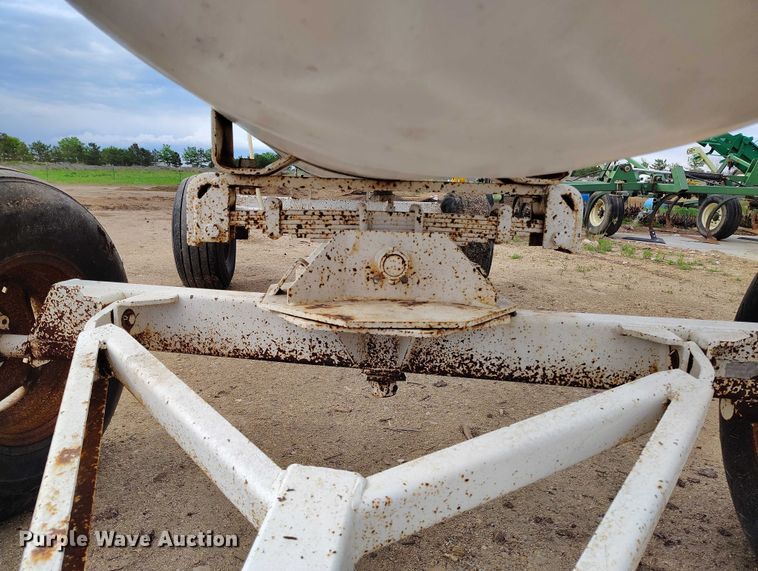 image for item IP9613 1979 Trinity NH3 tank trailer