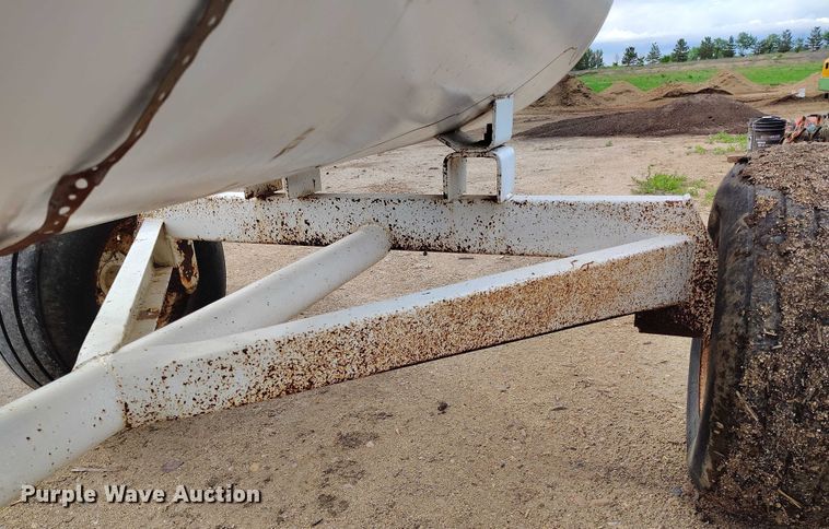 image for item IP9613 1979 Trinity NH3 tank trailer