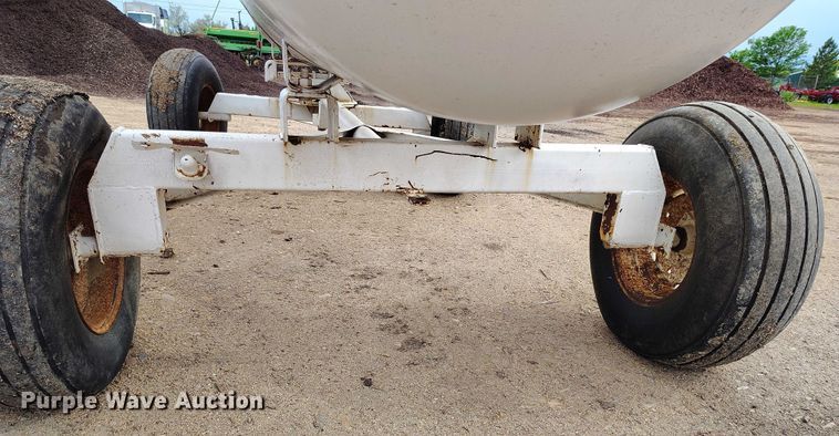 image for item IP9613 1979 Trinity NH3 tank trailer