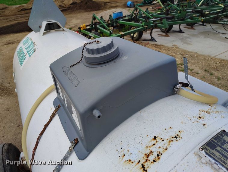 image for item IP9613 1979 Trinity NH3 tank trailer