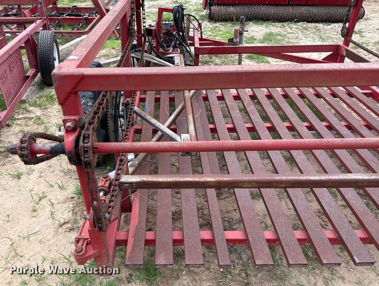 image for item ND9994 Steffen Systems 950 bale accumulator