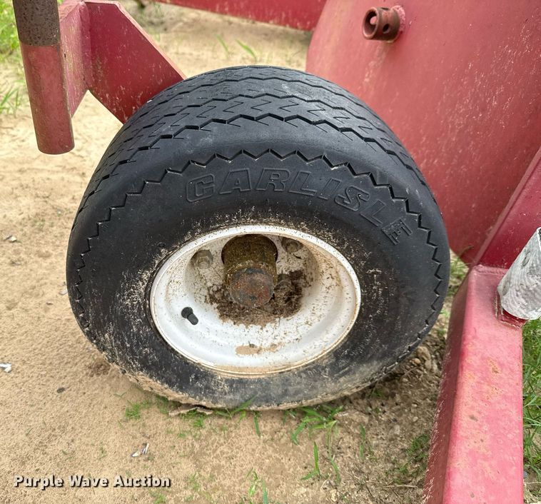 image for item ND9995 Hay Master bale accumulator