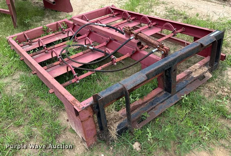 image for item ND9996 Skid steer bale accumulator grapple