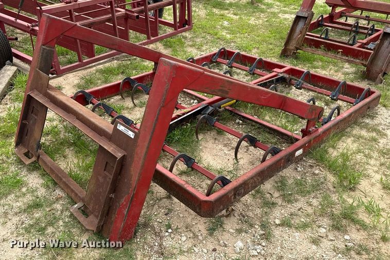 image for item ND9998 Steffen Systems 5508 skid steer bale accumulator grapple