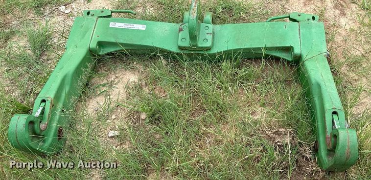 image for item ND9999 John Deere three point quick attach