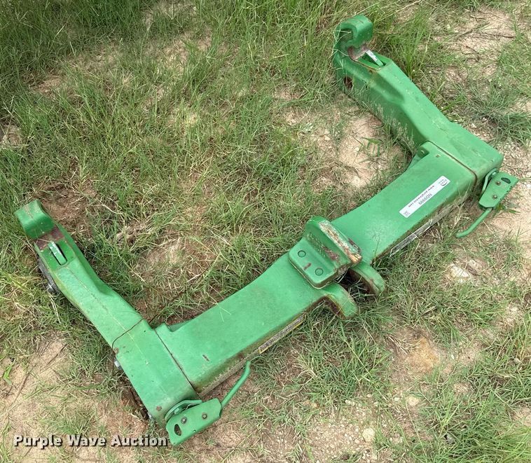 image for item ND9999 John Deere three point quick attach