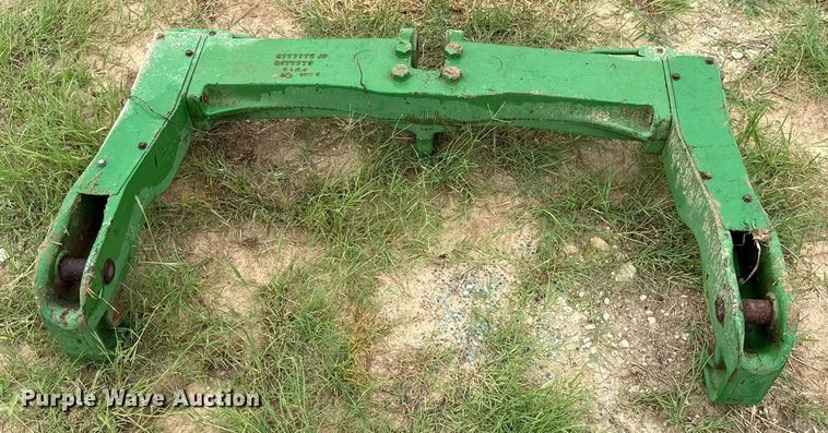 image for item ND9999 John Deere three point quick attach