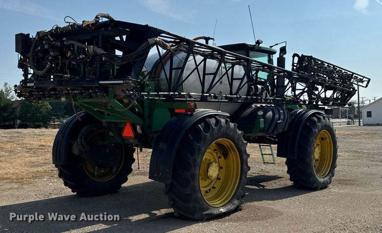 image for item YA0605 2010 John Deere 4930 sprayer