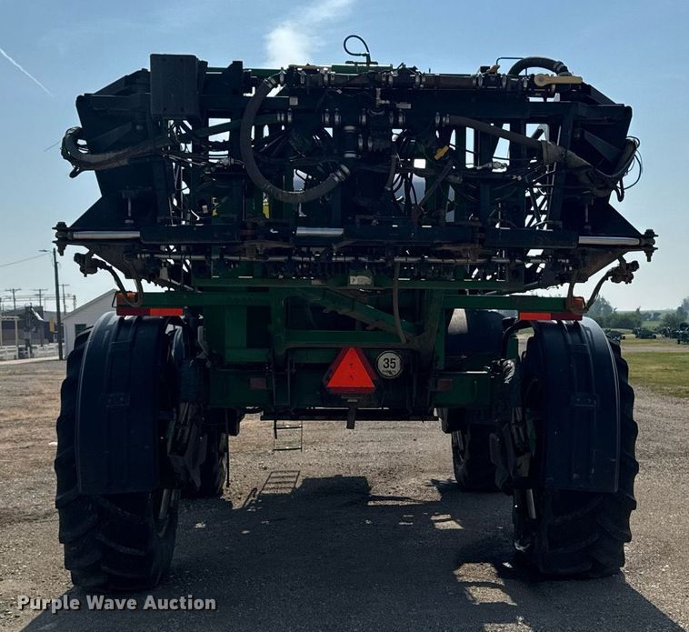 image for item YA0605 2010 John Deere 4930 sprayer