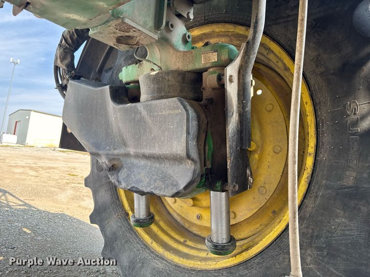 image for item YA0605 2010 John Deere 4930 sprayer