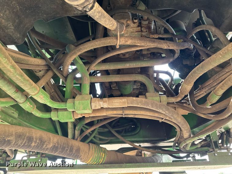 image for item YA0605 2010 John Deere 4930 sprayer