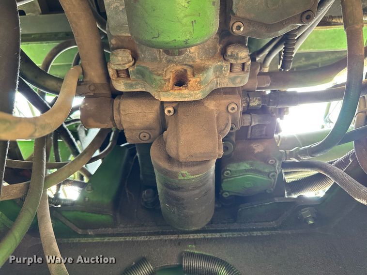 image for item YA0605 2010 John Deere 4930 sprayer