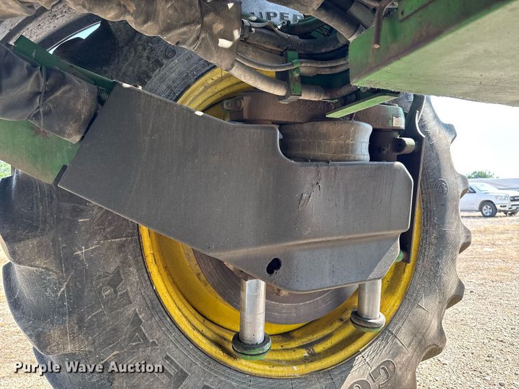 image for item YA0605 2010 John Deere 4930 sprayer