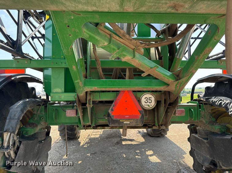 image for item YA0605 2010 John Deere 4930 sprayer