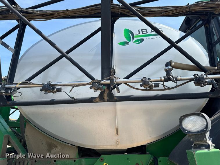 image for item YA0605 2010 John Deere 4930 sprayer