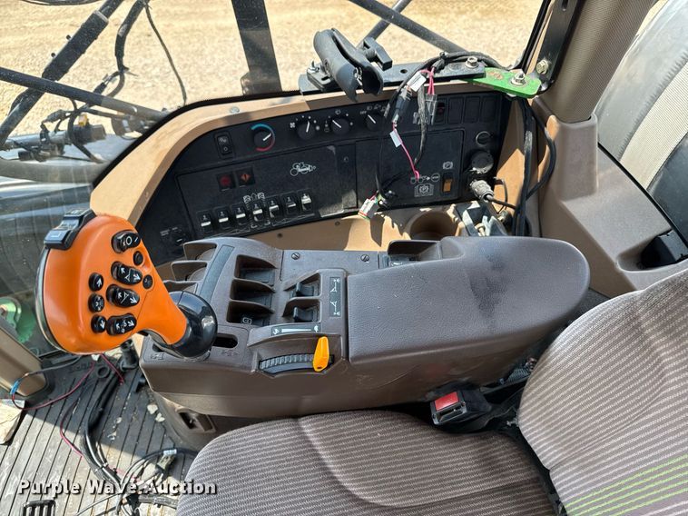 image for item YA0605 2010 John Deere 4930 sprayer