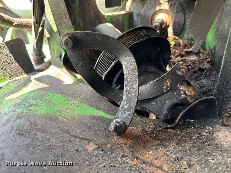 image for item YA0605 2010 John Deere 4930 sprayer