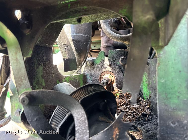 image for item YA0605 2010 John Deere 4930 sprayer