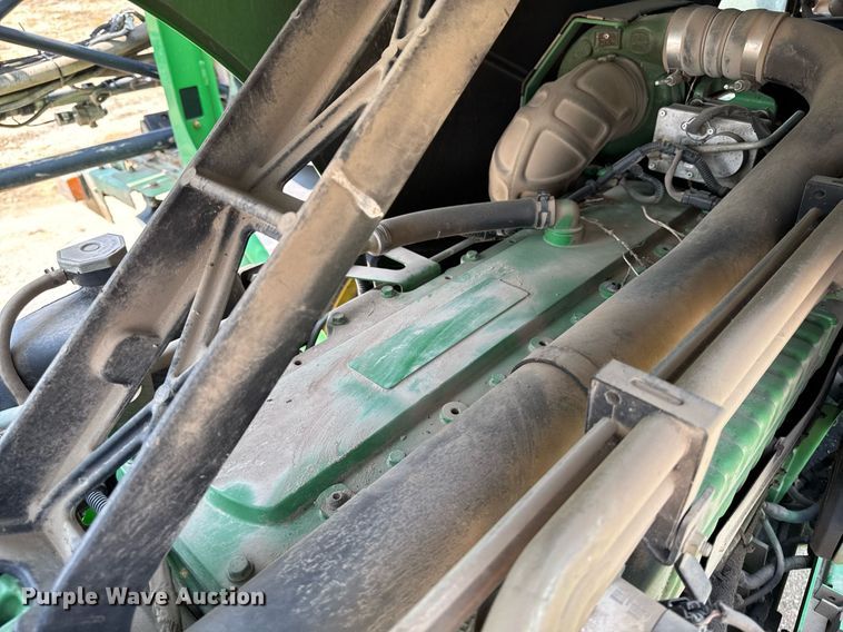 image for item YA0605 2010 John Deere 4930 sprayer