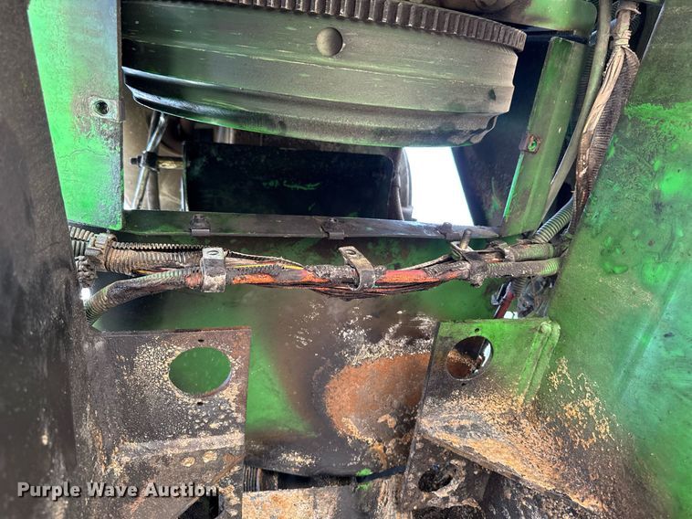 image for item YA0605 2010 John Deere 4930 sprayer