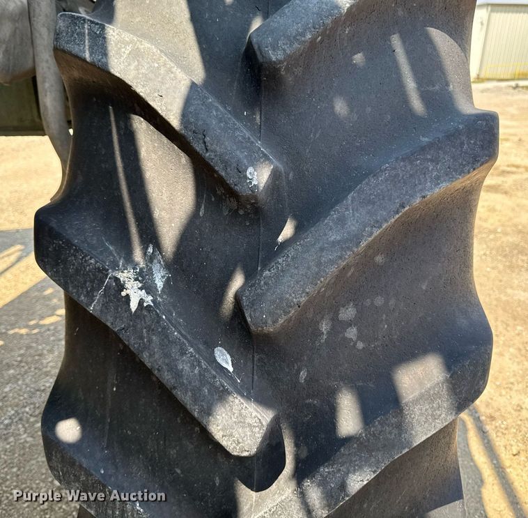 image for item YA0605 2010 John Deere 4930 sprayer