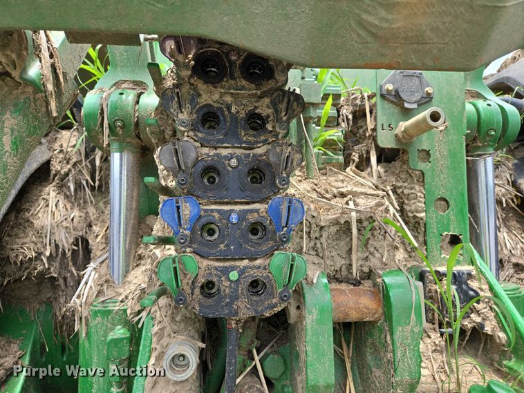 image for item YA0620 2023 John Deere  8RX 340 MFWD tractor