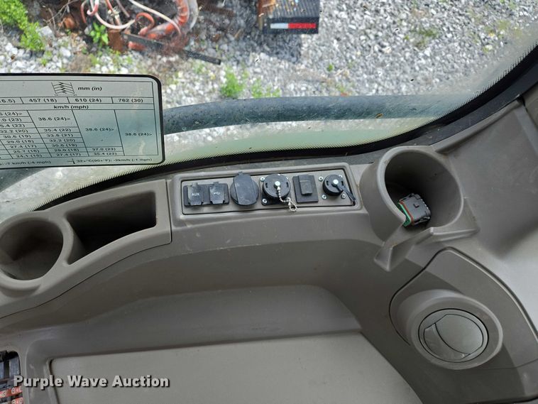 image for item YA0620 2023 John Deere  8RX 340 MFWD tractor